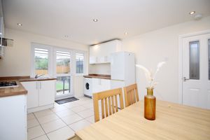 Kitchen/Diner- click for photo gallery